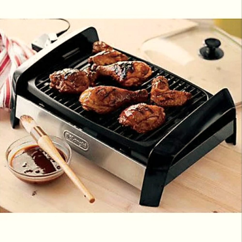 De'Longhi Esclusivo 1500W Indoor Grill with Glass Lid BG35 Black
